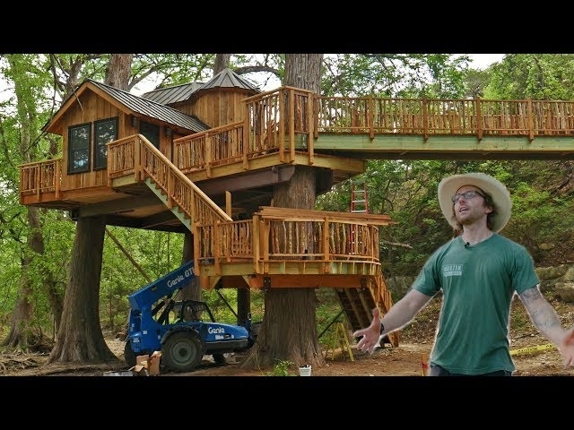 Treehouse Utopia: Romantic Texas Treehouse Retreat